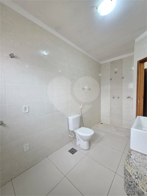 Casa para alugar com 3 quartos, sendo 1 suíte, em Bosque, Vinhedo, SP