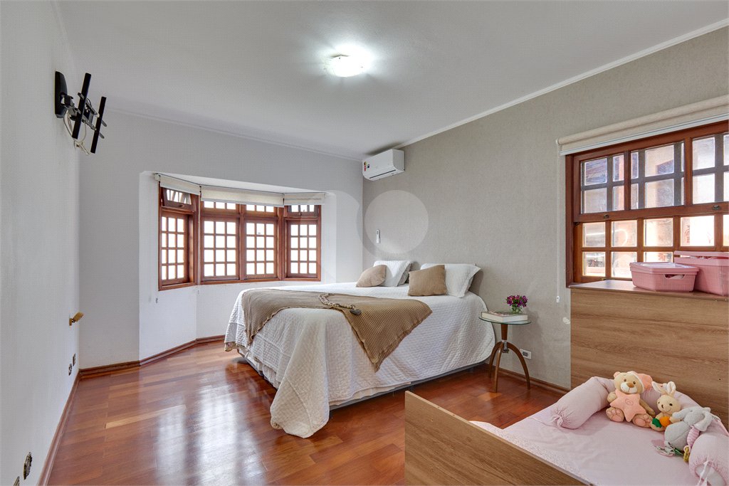 Casa Térrea à venda com 3 quartos, sendo 1 suíte, em Interlagos, São Paulo, SP