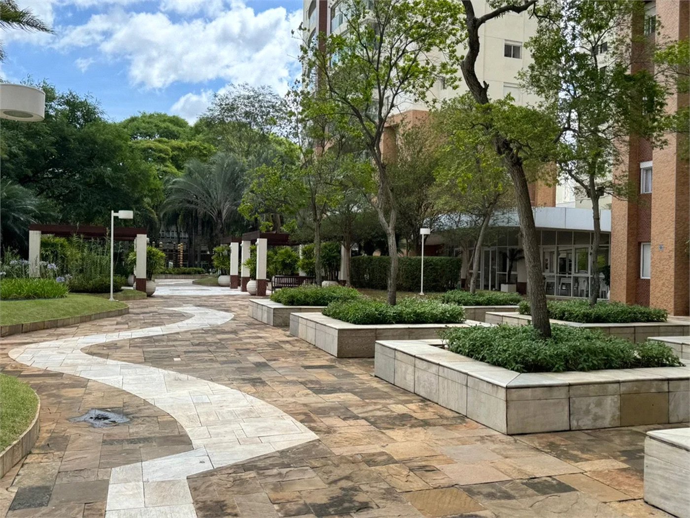 Apartamento à venda com 4 quartos, sendo 3 suítes, em Vila Leopoldina, São Paulo, SP