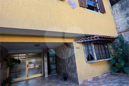 Casa à venda com 3 quartos, sendo 1 suíte, em Vila Galvão, Guarulhos, SP