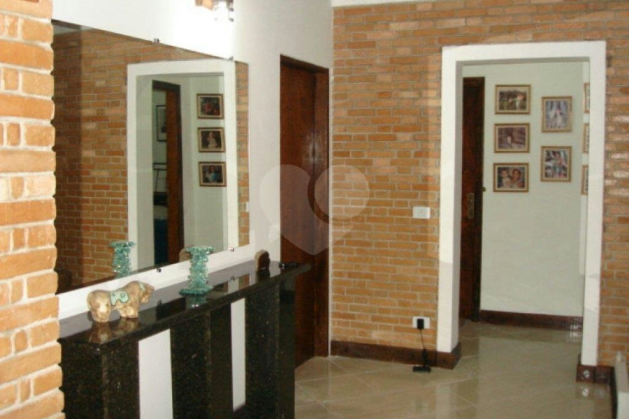 Sítio à venda com 10 quartos em Sítio Arueira, Piracaia, SP