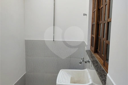 Sobrado à venda com 2 suítes em Vila Medeiros, São Paulo, SP