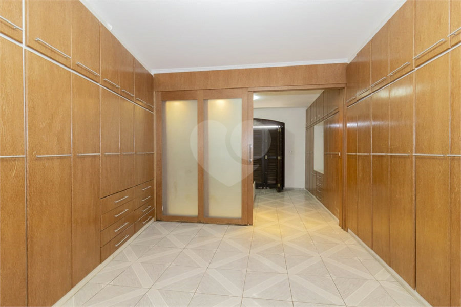 Sobrado à venda com 3 quartos, sendo 1 suíte, em Tremembé, São Paulo, SP