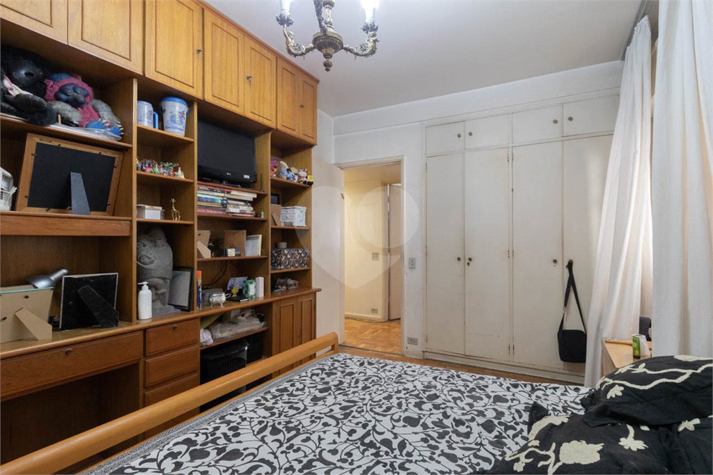 Apartamento à venda com 4 quartos, sendo 1 suíte, em Jardim Paulista, São Paulo, SP
