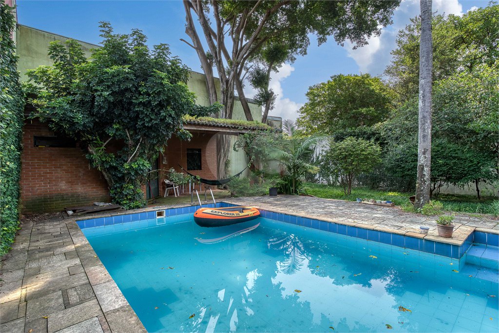 Casa à venda com 6 suítes em Alto da Boa Vista, São Paulo, SP