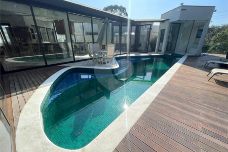 Casa à venda com 4 suítes no condomínio Aruã  Eco Park, Mogi das Cruzes - SP