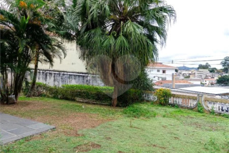 Casa à venda ou para alugar com 4 suítes em Vila Comercial, São Paulo, SP