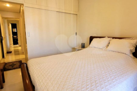 Apartamento à venda com 4 suítes em Vila Andrade, São Paulo, SP