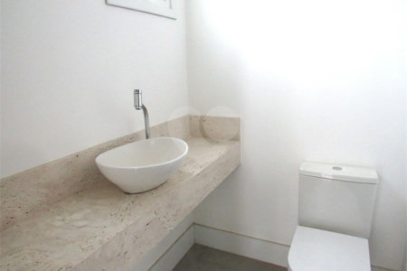 Casa à venda com 4 suítes no condomínio Premiere, São Paulo - SP