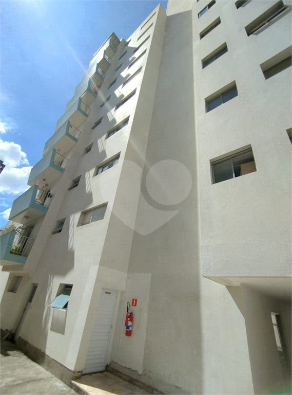 Apartamento no Cambuci - 2 quartos - varanda - 2 vagas