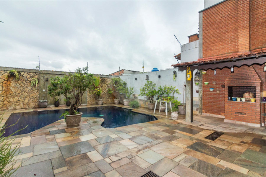 Casa à venda ou para alugar com 5 quartos, sendo 3 suítes, em Imirim, São Paulo, SP