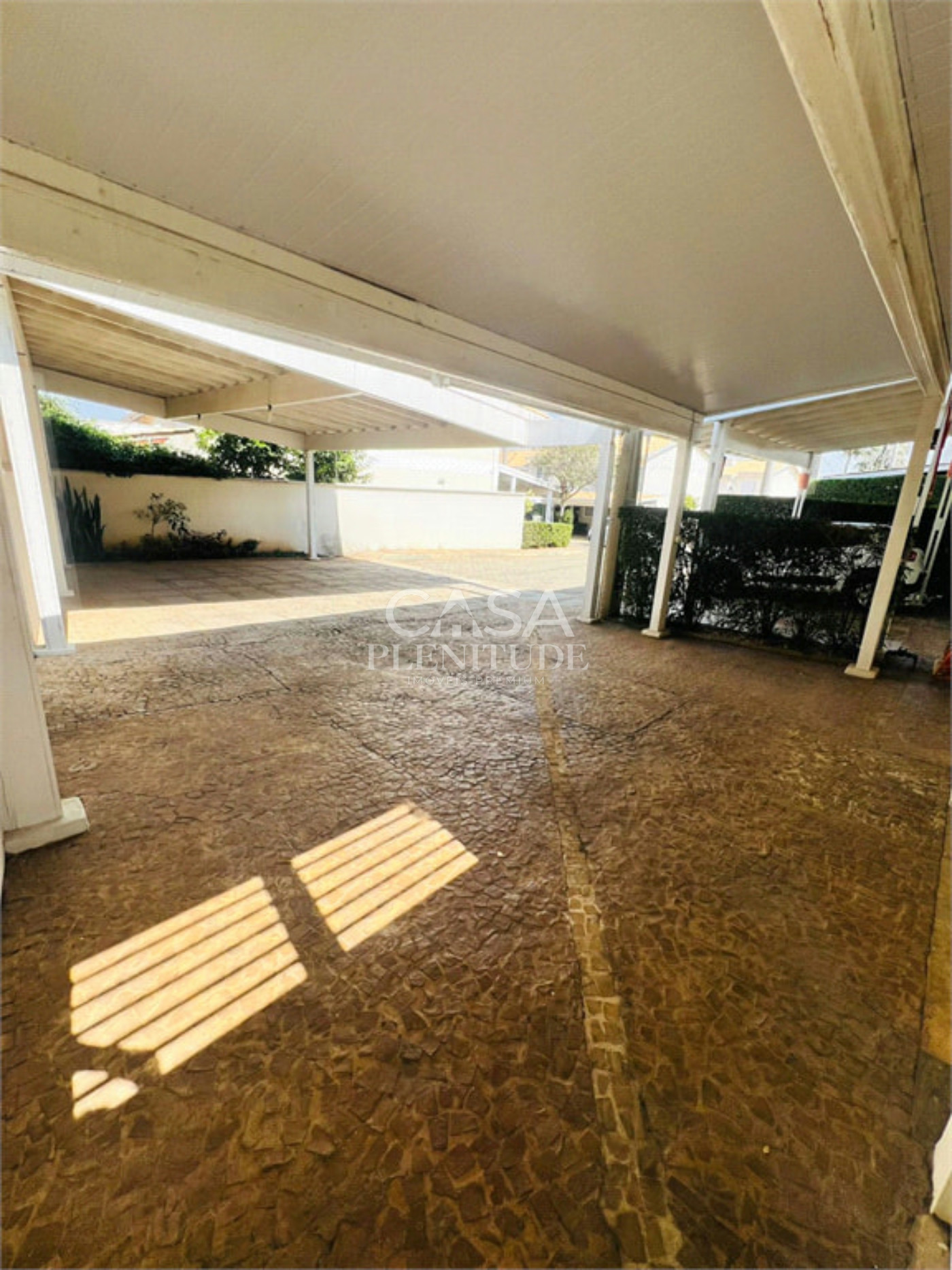 Casa em condomínio à venda com 4 quartos, sendo 1 suíte, em Jardim Americano, Sorocaba, SP