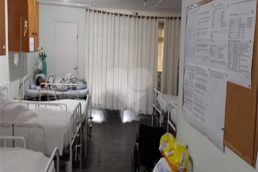 Sobrado à venda com 18 suítes em Vila Medeiros, São Paulo, SP