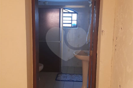 Casa à venda com 3 quartos, sendo 1 suíte, no Centro, Vinhedo, SP