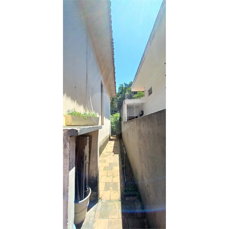 Sobrado à venda com 4 quartos, sendo 1 suíte,  em Jardim Colombo, São Paulo, SP