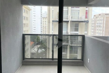 Sala à venda ou para alugar com 1 quarto em Cerqueira César, São Paulo, SP