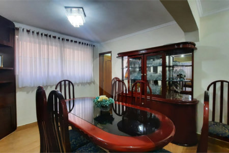 Casa à venda com 3 quartos, sendo 2 suítes, em Santo Amaro, São Paulo, SP