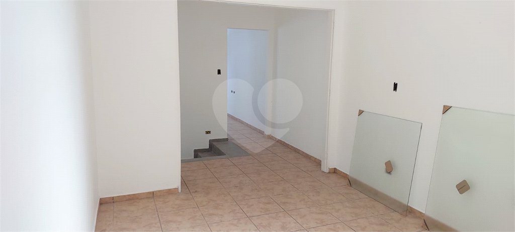 Sobrado à venda com 3 quartos, sendo 2 suítes, em Vila Paulicéia, São Paulo, SP