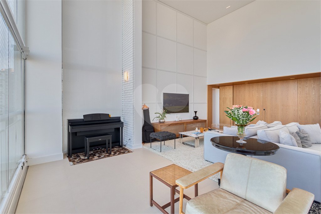 Apartamento à venda com 4 suítes em Panamby, São Paulo, SP