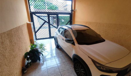 Sobrado à venda com 3 quartos, sendo 1 suíte,  em Tremembé, São Paulo, SP