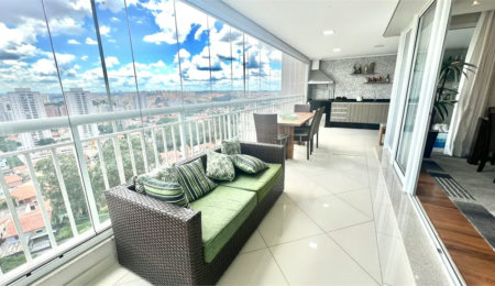Apartamento à venda com 3 suítes em Jardim Monte Kemel, São Paulo, SP