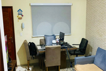 Casa à venda com 2 quartos no condomínio Villaggio Victoria, São Paulo - SP