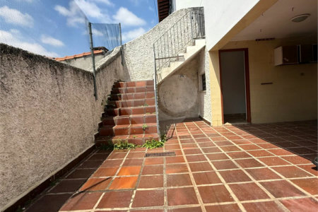 Sobrado à venda com 3 quartos em Horto Florestal, São Paulo, SP