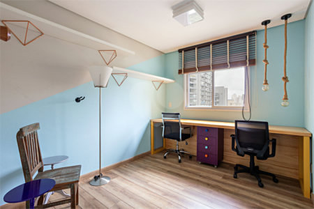Apartamento à venda com 3 quartos, sendo 1 suíte,  em Jardim das Acácias, São Paulo, SP