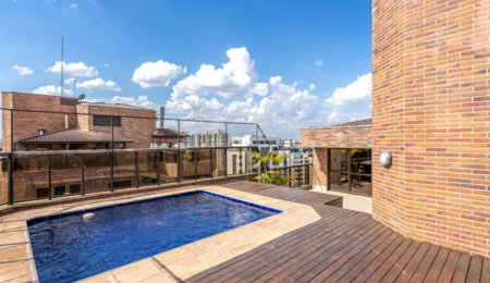 Duplex à venda com 6 quartos, sendo 4 suítes,  em Vila Andrade, São Paulo, SP