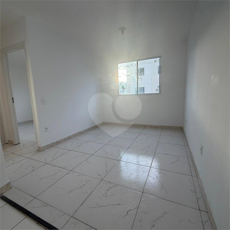 Apartamento à venda com 2 quartos em Guaratiba, Rio de Janeiro, RJ