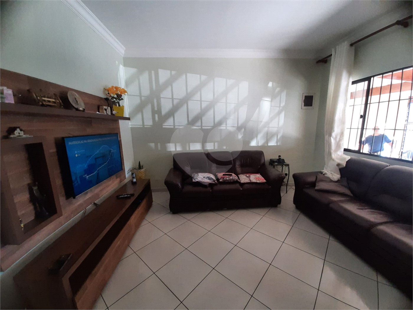 Sobrado à venda com 5 quartos, sendo 1 suíte, em Tremembé, São Paulo, SP