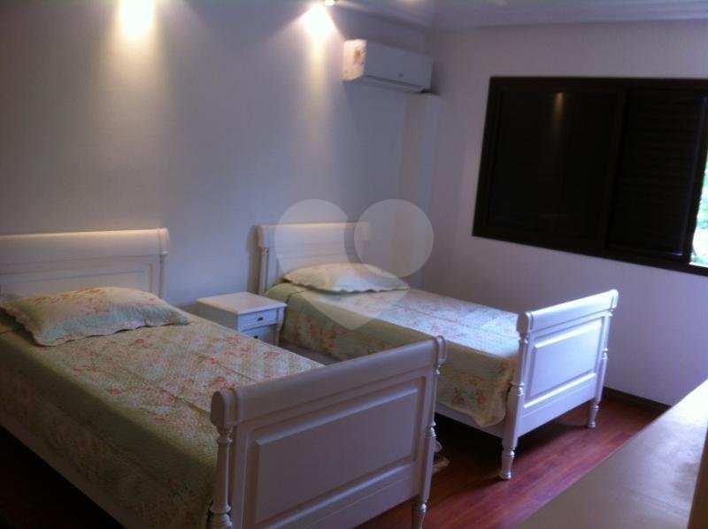 Apartamento à venda com 4 suítes em Real Parque, São Paulo, SP