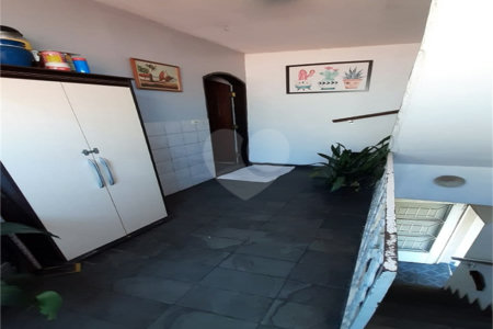 Casa à venda com 6 quartos em Jardim Santa Clara, Guarulhos, SP