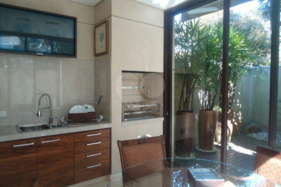 Casa à venda com 4 suítes em Tremembé, São Paulo, SP