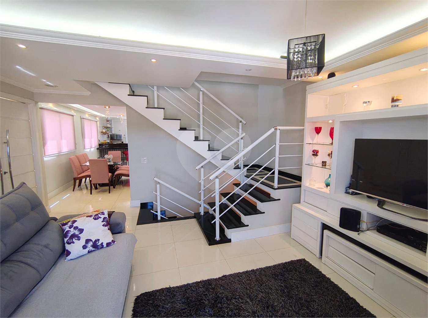 Casa à venda com 3 quartos, sendo 1 suíte,  em Horto Santo Antonio, Jundiaí, SP