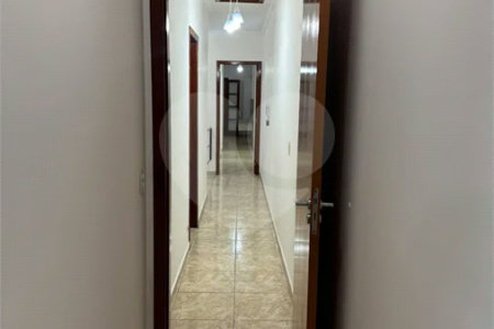Sobrado à venda ou para alugar com 3 suítes em Vila Sônia, São Paulo, SP