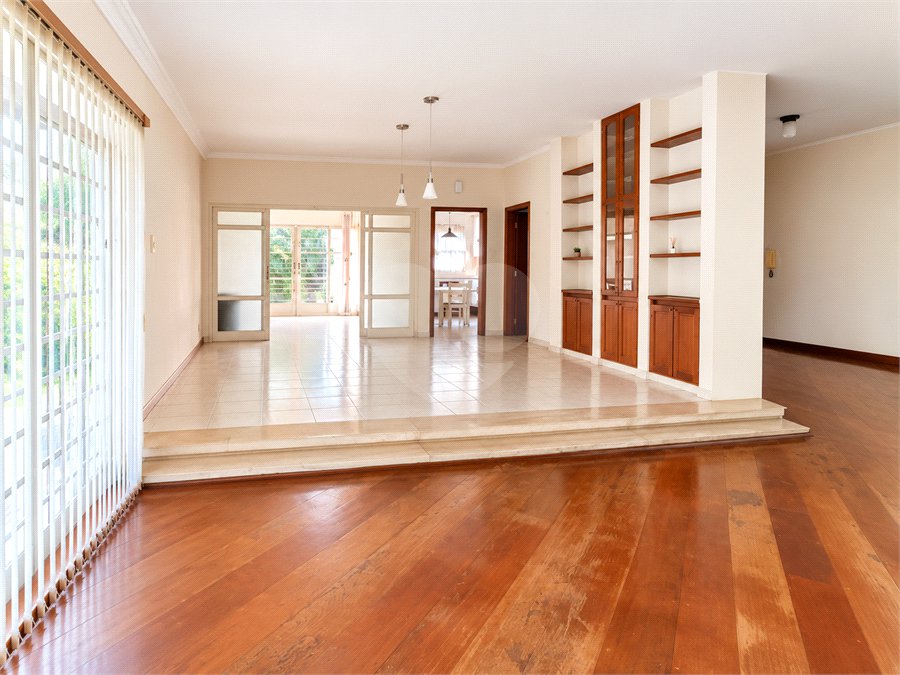 Casa Térrea para alugar com 4 quartos, sendo 1 suíte,  em Jardim América, Sorocaba, SP
