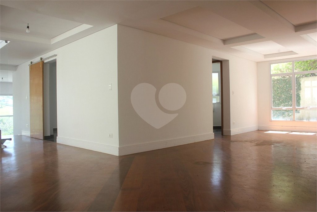 Casa à venda ou para alugar com 4 suítes em Alphaville, Santana de Parnaíba, SP