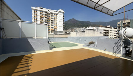 Cobertura à venda com 4 quartos, sendo 1 suíte,  em Tijuca, Rio de Janeiro, RJ