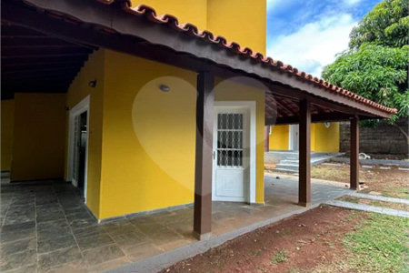 Chácara à venda com 3 quartos, sendo 1 suíte, em Bosque, Vinhedo, SP