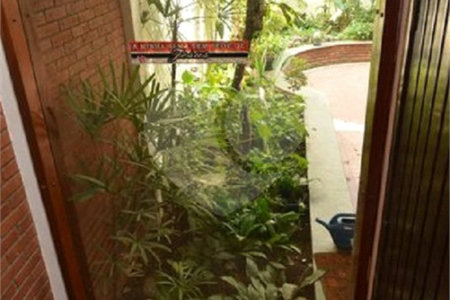 Casa à venda com 5 quartos, sendo 2 suítes, em Vila Galvão, Guarulhos, SP
