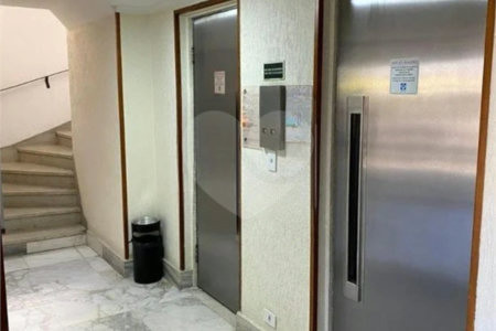 Apartamento à venda com 3 quartos, sendo 1 suíte,  em Mooca, São Paulo, SP