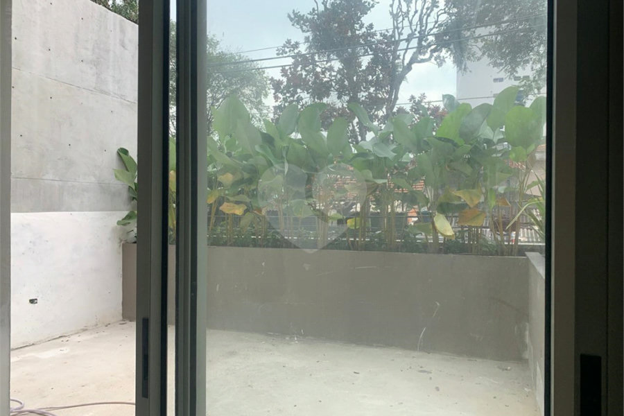 Apartamento à venda com 2 suítes em Alto de Pinheiros, São Paulo, SP