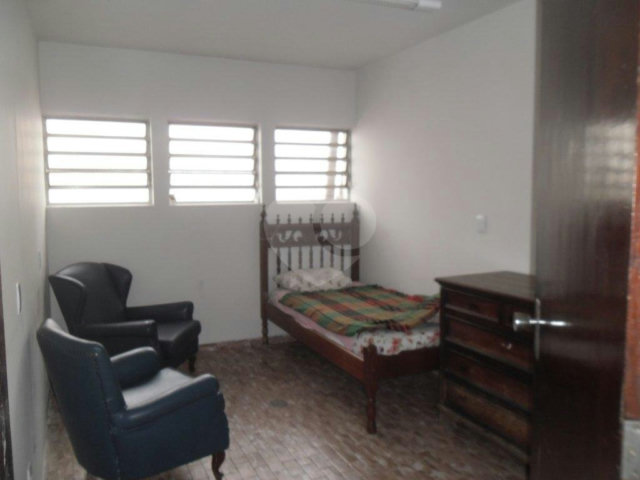 Sobrado à venda com 8 quartos, sendo 2 suítes,  em Campo Belo, São Paulo, SP