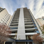 Apartamento à venda com 3 suítes em Moema, São Paulo, SP