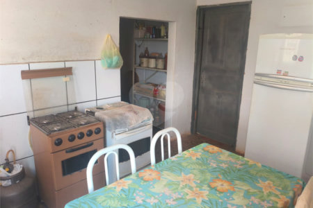 Sítio à venda com 2 quartos em Retiro Santana, Itapetininga, SP