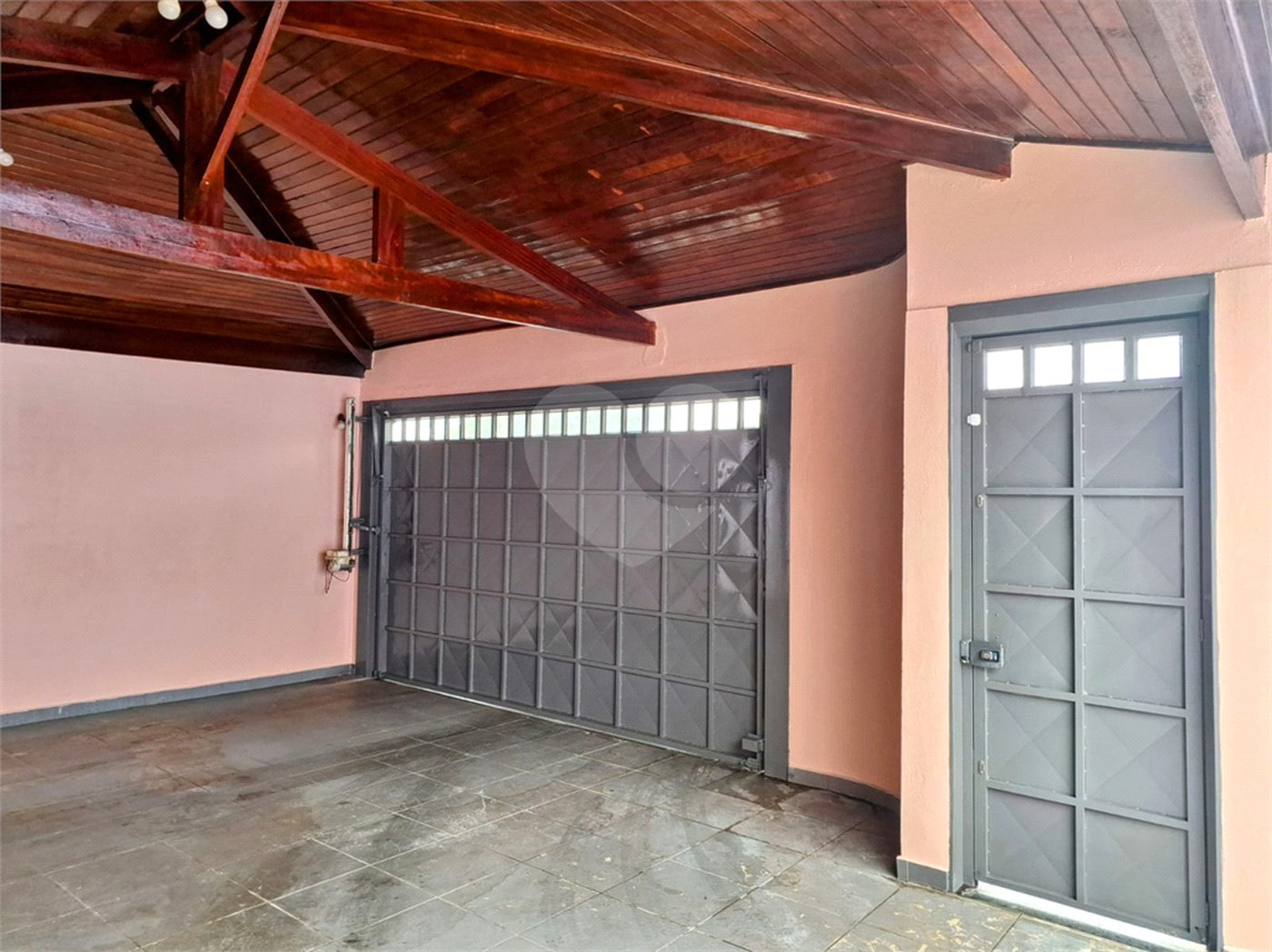 Casa à venda com 3 quartos, sendo 1 suíte, em Parque Residencial Cândido Portinari, Ribeirão Preto, SP