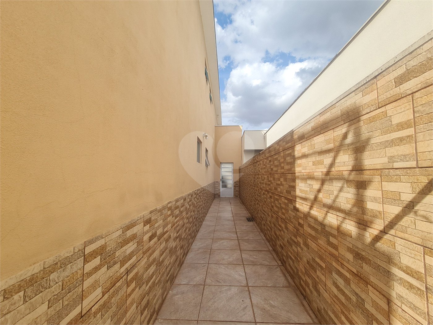 Casa à venda com 3 quartos, sendo 1 suíte,  no condomínio Reserva Ipanema I, Sorocaba - SP