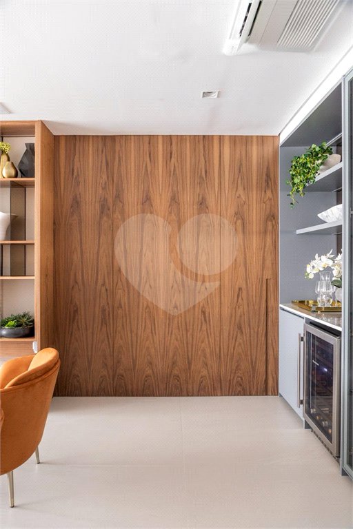 Apartamento à venda com 4 quartos, sendo 2 suítes,  em Vila Mariana, São Paulo, SP