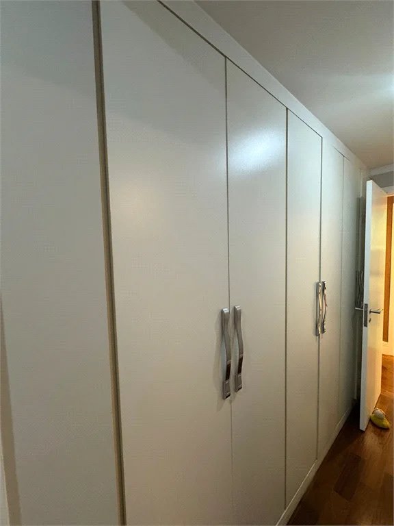 Apartamento à venda com 3 suítes em Vila Suzana, São Paulo, SP